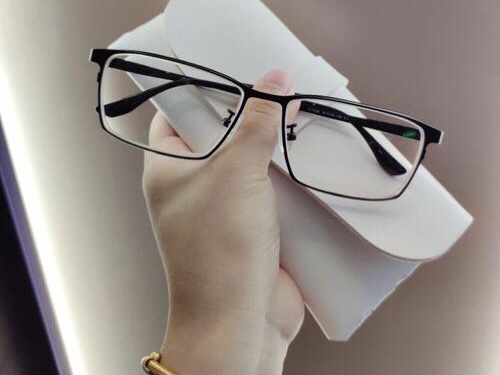 B578AC38-1185-4146-8680-4E796B2A0972