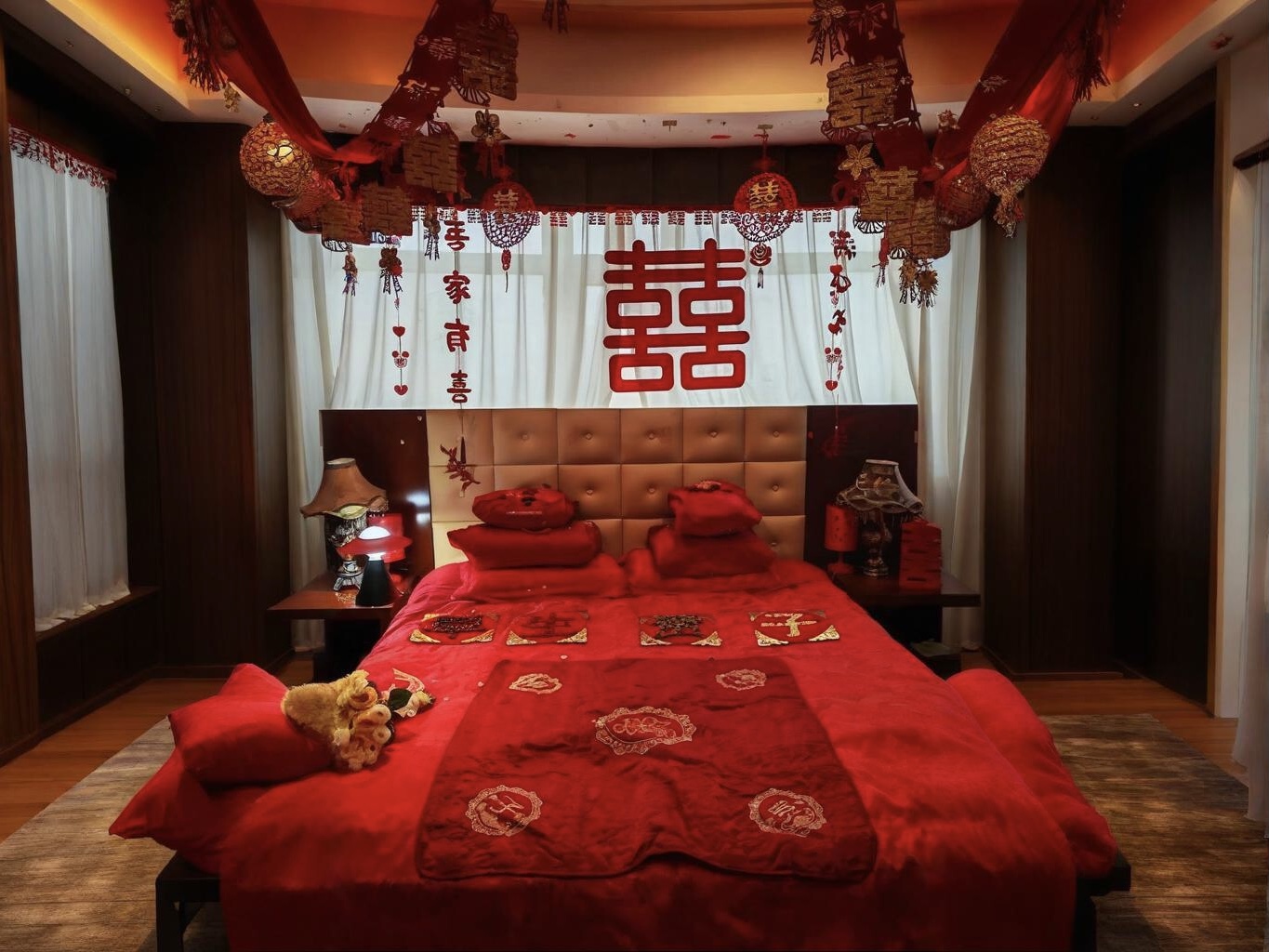 DE1C0C84-3250-40E8-AD41-2AE1E66834B7