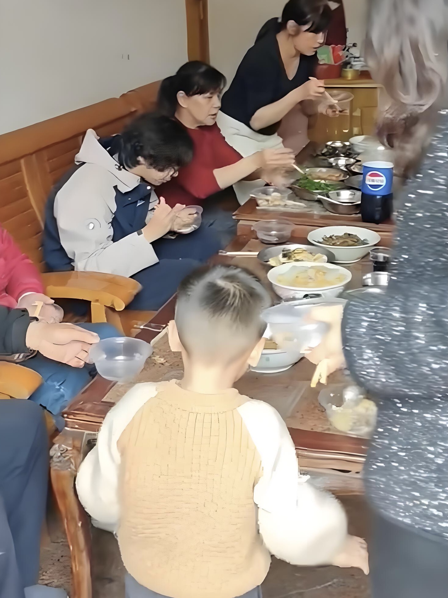 C23696DD-1*9-432B-BB43-B2974C0A3201