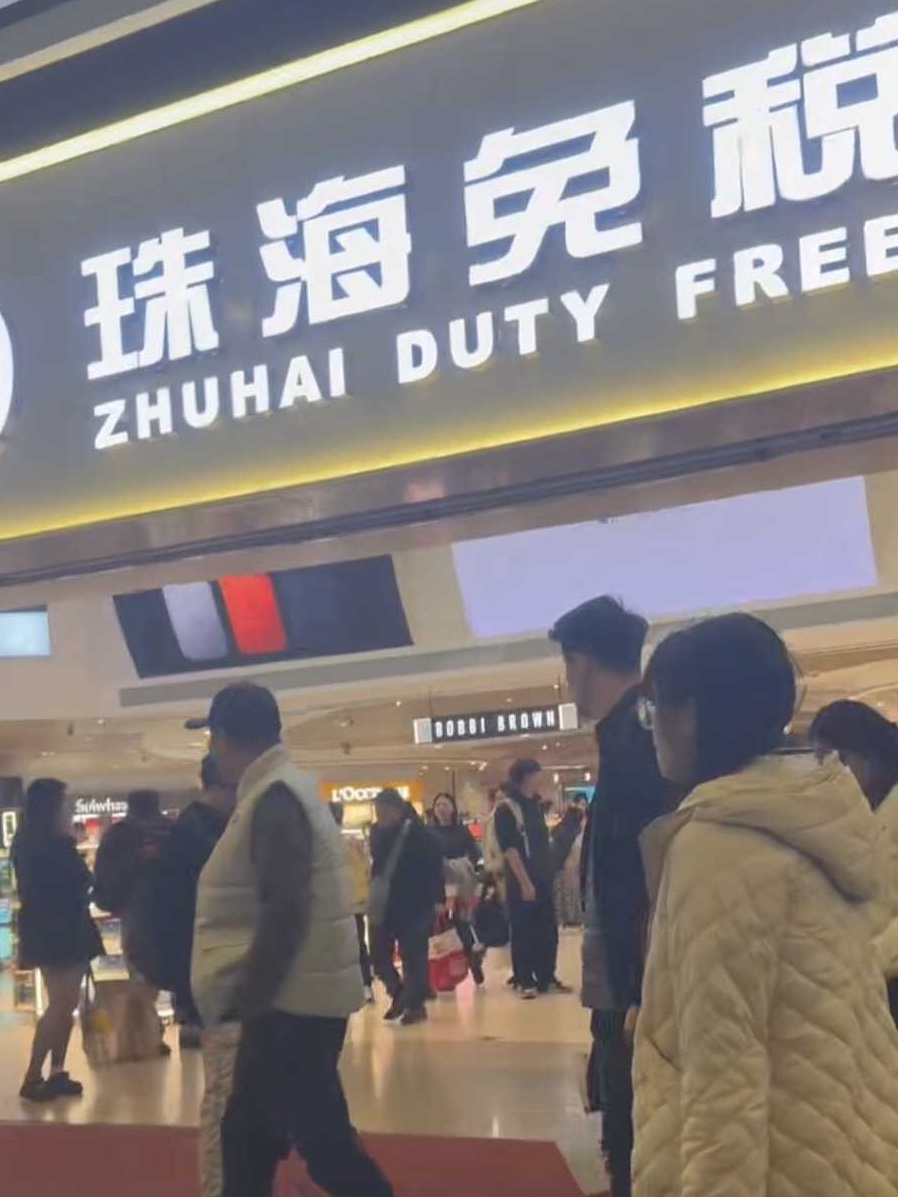 C4FE7B43-6D5F-436F-8BD4-FABA267BC579